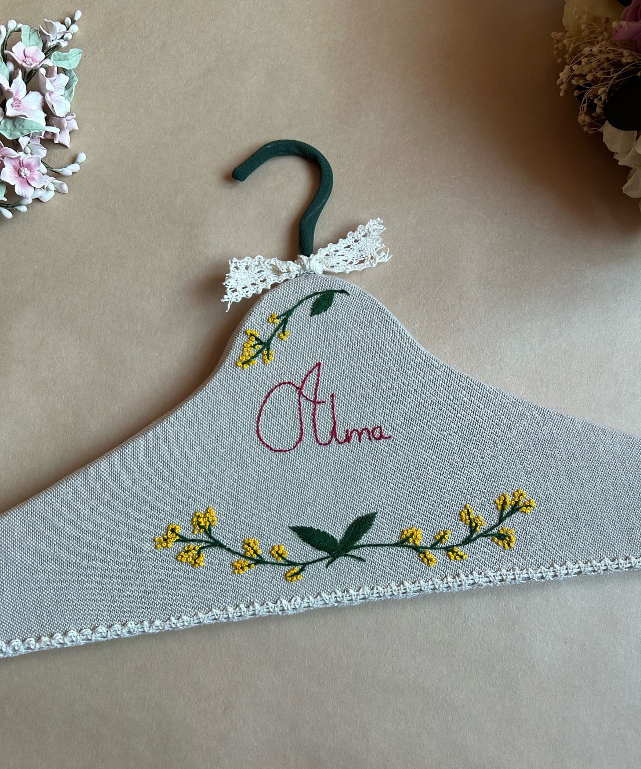 Percha “Mimosas”